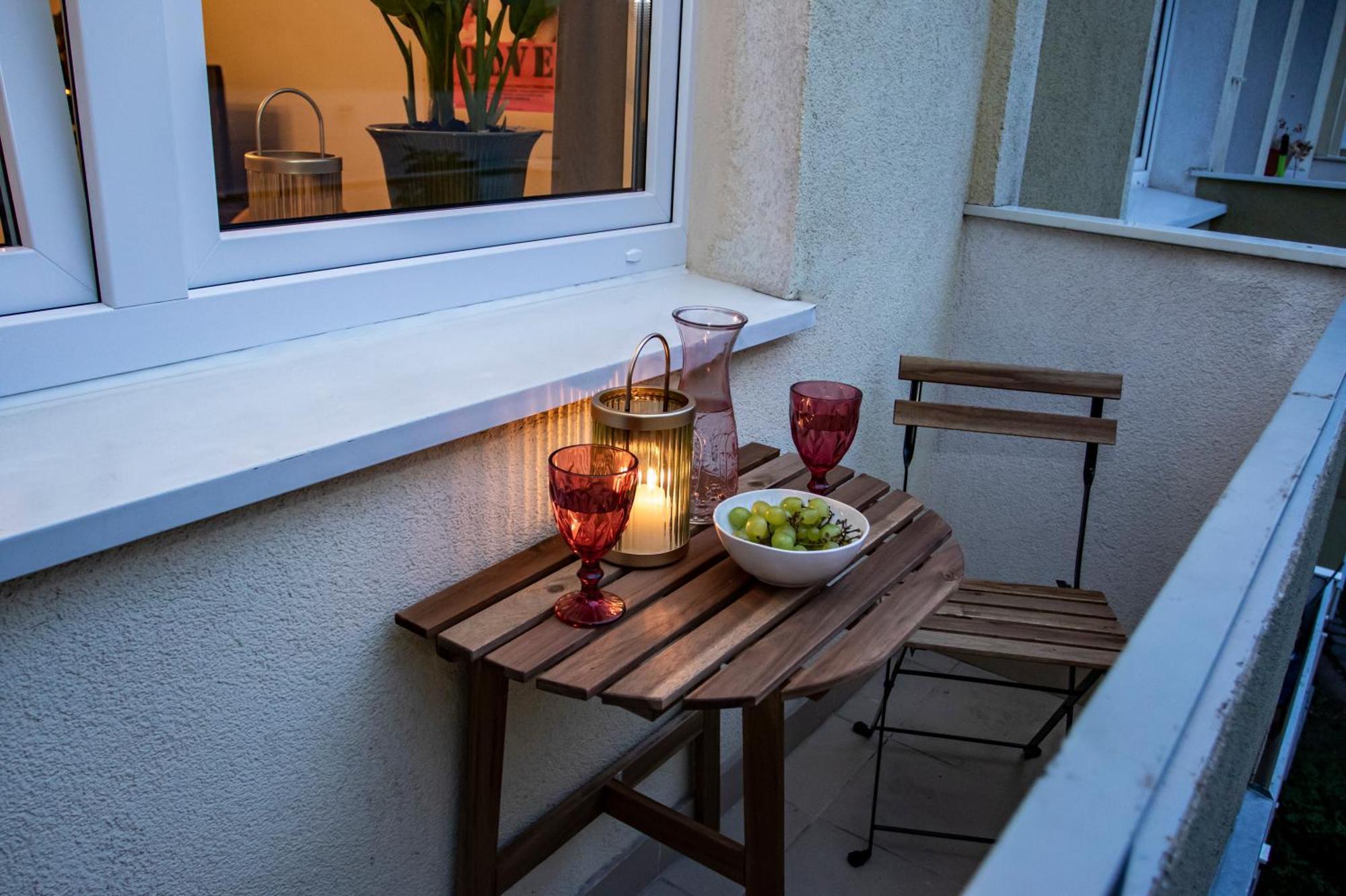 Apartament Przy Metrze Wierzbno Z Nuta Vintage Варшава Екстер'єр фото
